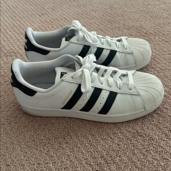 Adidas White and Black Sneakers for women size 9 - Picture 5 of 7